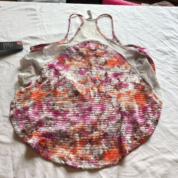 Under Armour Heat Gear Athletic top White/Orange/Pink XS NWT - Picture 7 of 8